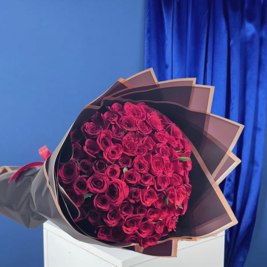 Grand Red Roses Bouquet